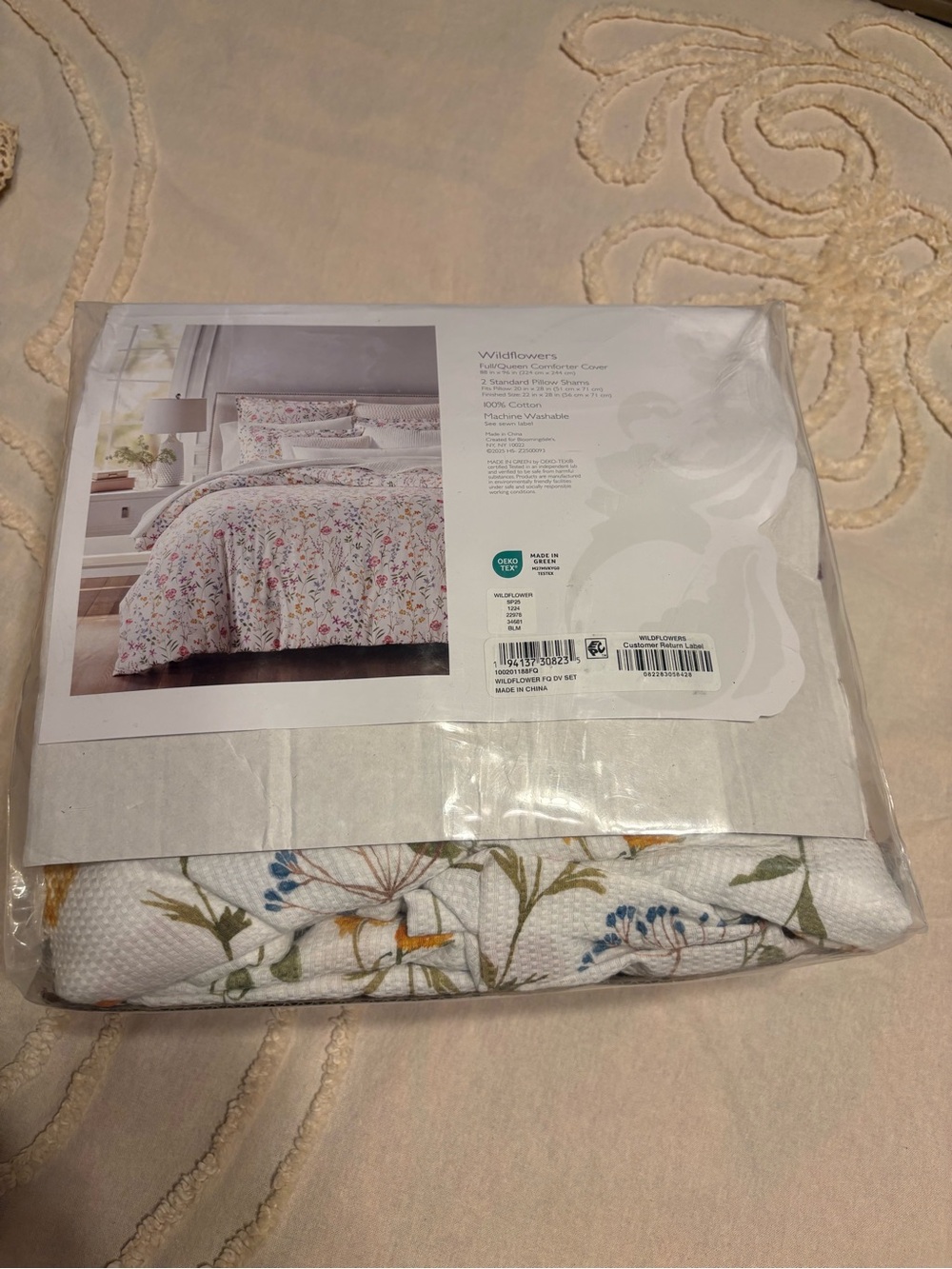 Full/Queen Sky Wildflowers Comforter Cover-White background with flower print